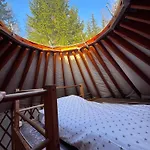 Lodge Halvorseth *